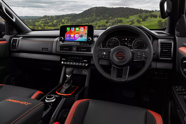 Nissan Navara Unveils