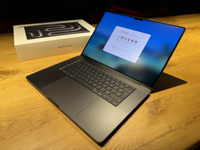 Unexpected Apple Generosity