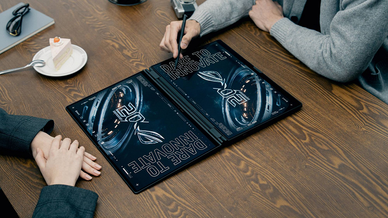 Asus Unveils DualScreen