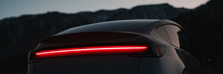 Teslas Cybercab Rolls