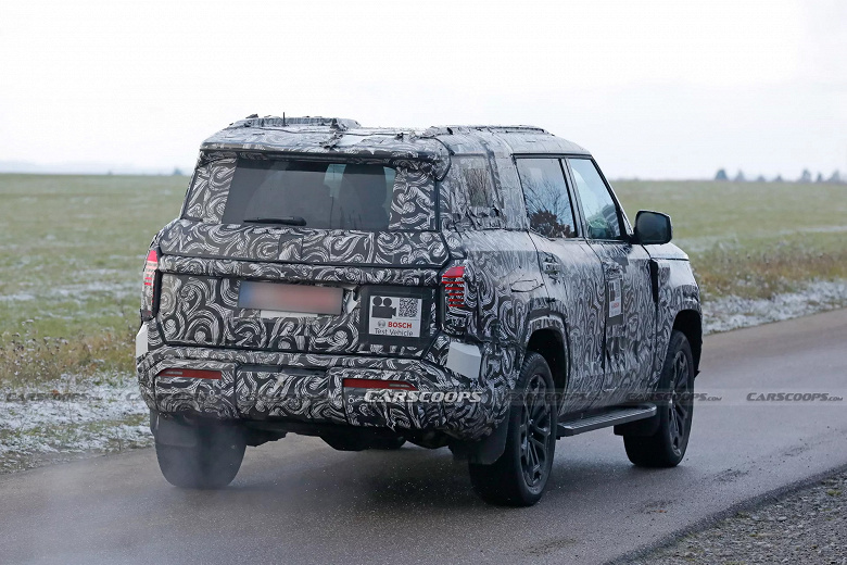 Mitsubishi Pajeros Bold