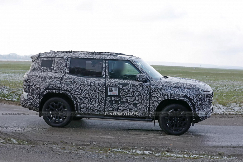 Mitsubishi Pajeros Bold